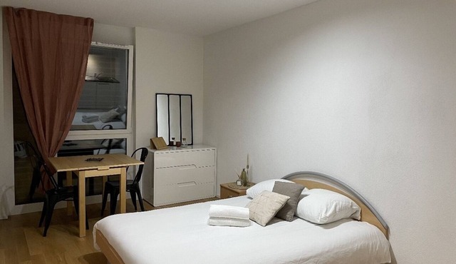 Studio Sympa Avec Place de Park ! Proche Lausanne