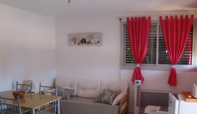 Studio T1 bis 31 m². VERNET LES BAINS 66820. Quiet; near downtown;