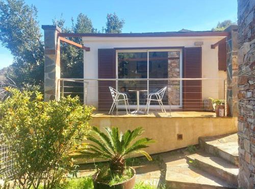 Studio terrasse climatisé VUE MER avec parking