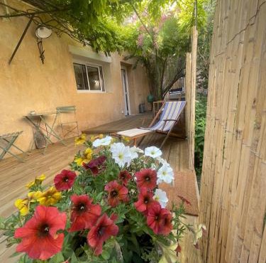 Studio Terrasse Le petit cabanon