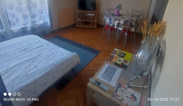 Studio terrasse parking résidence castel