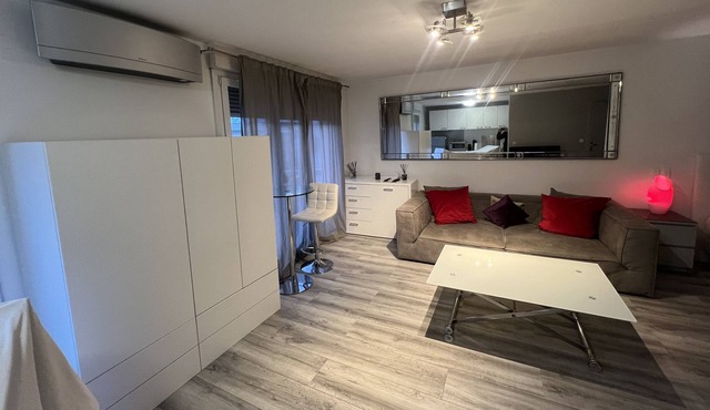 Studio Terrasse République Cosy Chic Avec Garage