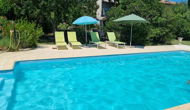 Studio tourterelle lou magnan Grospierres