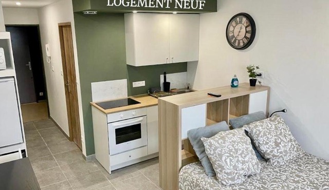 Studio vue sur mer classé 3 étoiles, Calais