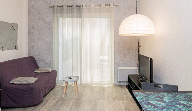 Studio with courtyard