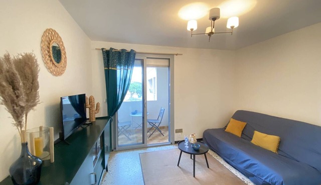 Studio with Private Parking at Canet Port