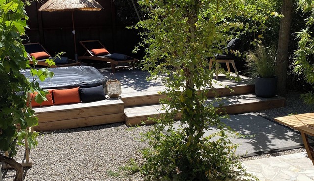 Studio with Jacuzzi in charming property