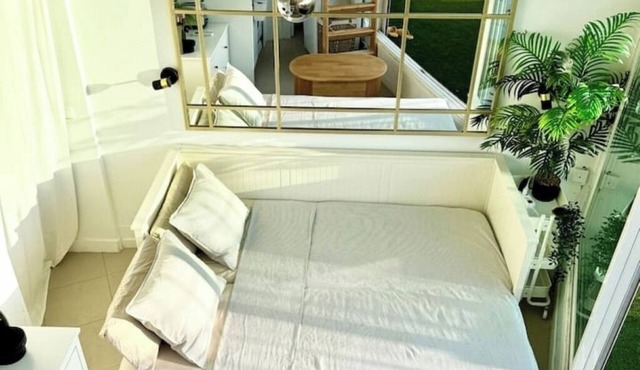 Studio with Mezzanine and Private Terrace in Parque Retiro