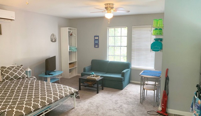 Studio with monthly discount with Kitchen, wifi Washer-dryer in a quiet location
