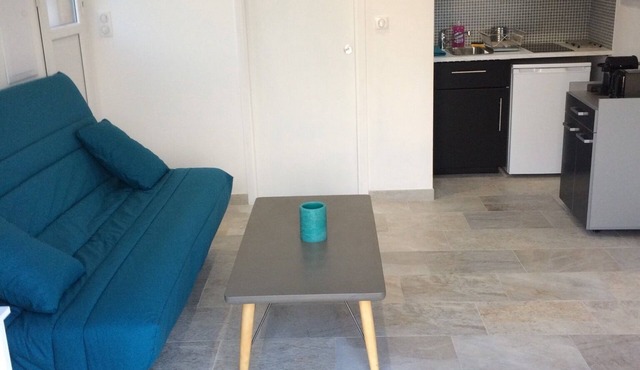 STUDIO WITH SEA VIEW TERRACE