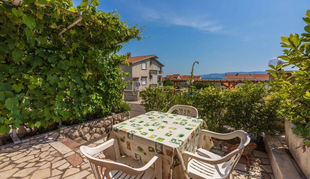 Studio with terrace and air conditioning
