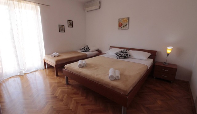 Studio with Terrace in City center