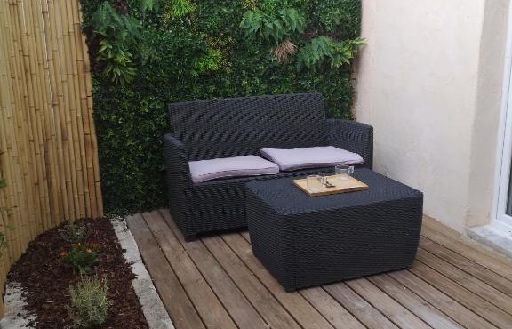 Studio zen au calme avec piscine partagée