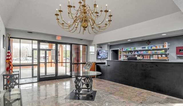 Studios and Suites 4 Less Emporia
