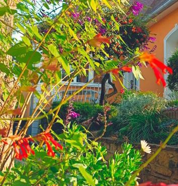 STUDIOS La Varenne Saint Maur entre PARIS ET DISNEYLAND