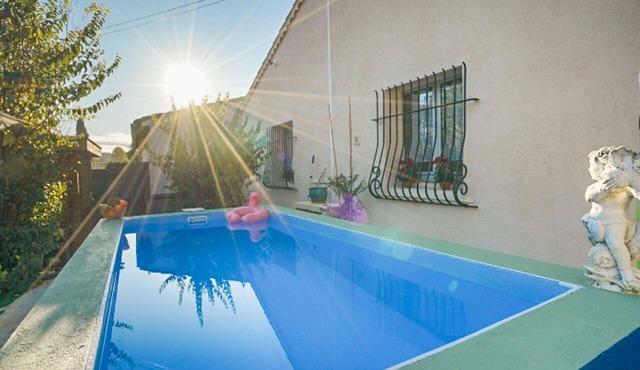 Stunning private villa for 4 guests with WIFI, A/C, private pool, TV, terrace and pets allowed