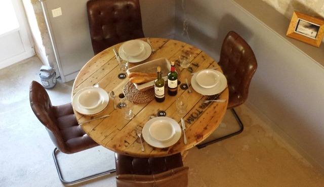 Stunning Stone Barn with Gallery Bedroom, Shared Swimming Pool & Games Barn