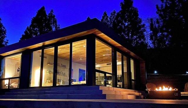 Stunning 1-bedroom home in the enchanting Sierra Foothills