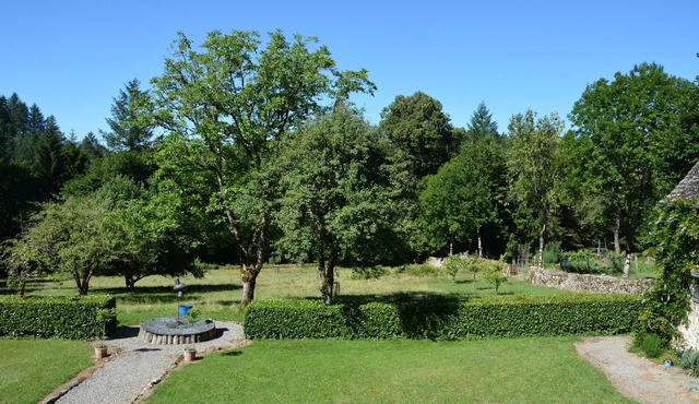 Stunning 10 Bedroom Chateau with Pool on 27 Hectares of Fields and Forests