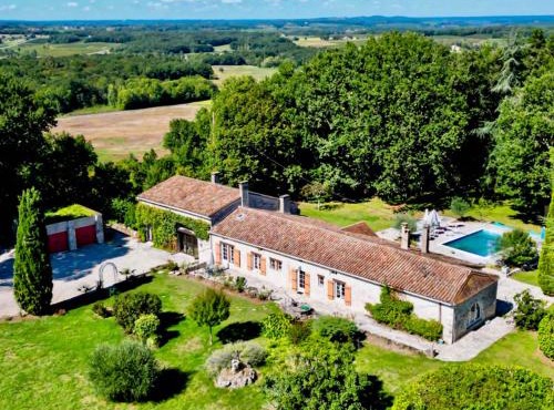 Stunning 18th Century Country House