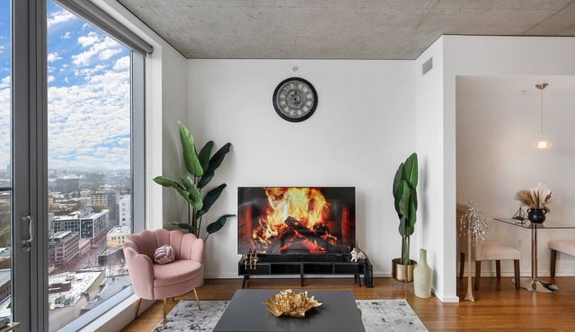 Stunning 1BR Apartment with Modern Amenities in Prime Location- Available Now!