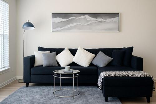 Stunning 1BR near The Heights with BBQ, Gym & Pool