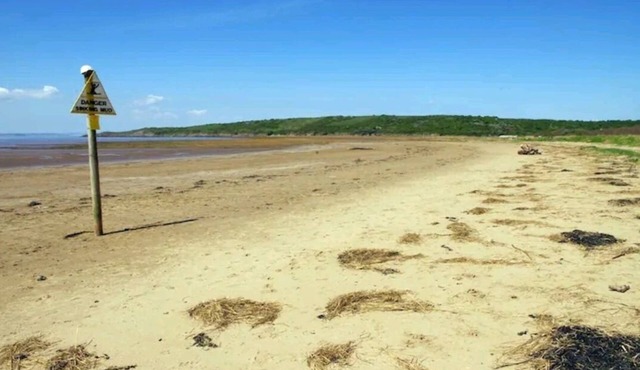 Stunning 2-Bed House in Weston-super-Mare