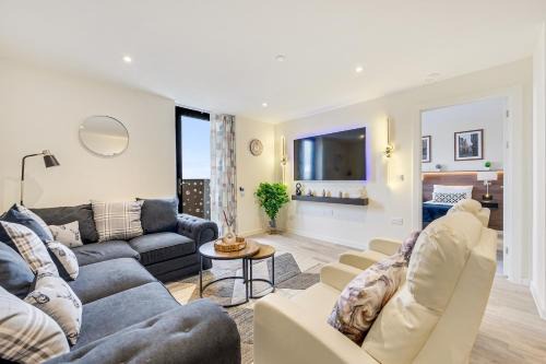 Stunning 2 Bed Apartment U6 - Sleeps 8