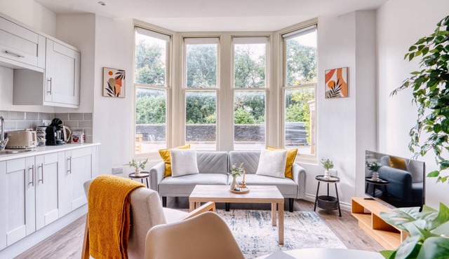 Stunning 2 Bed City Centre & Bute Park