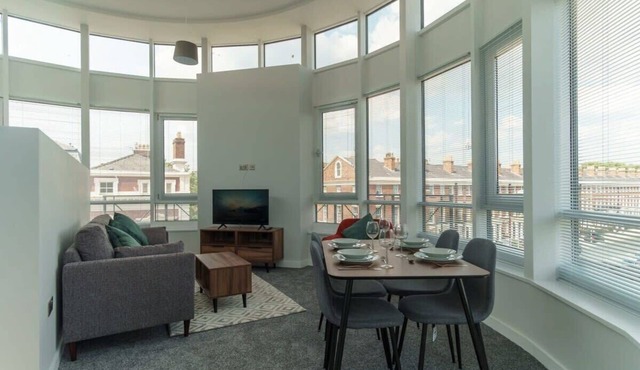 Stunning 2 Bedroom Apartment in Liverpool