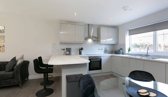 Stunning 2 Bedroom Apartment in Wallasey