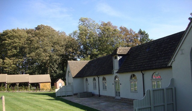 Stunning 2 Bedroom Cottage, Fantastic Garden, Spectacular Location/Views