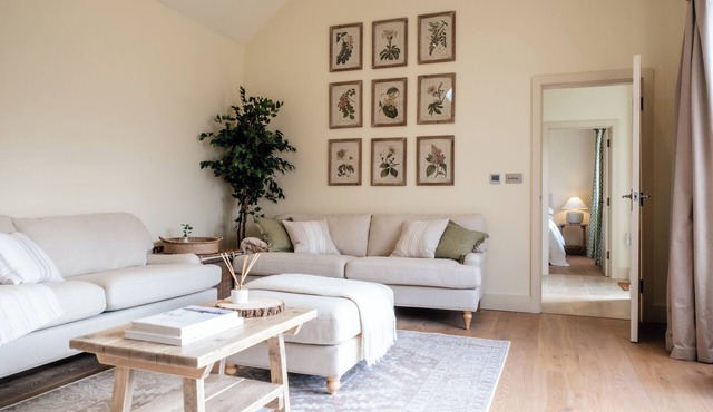 Stunning 2 Bedroom Cottage near Burford