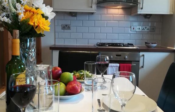 Stunning, 2 Bedroom, Ground Floor Apartment, Uplands, Swansea