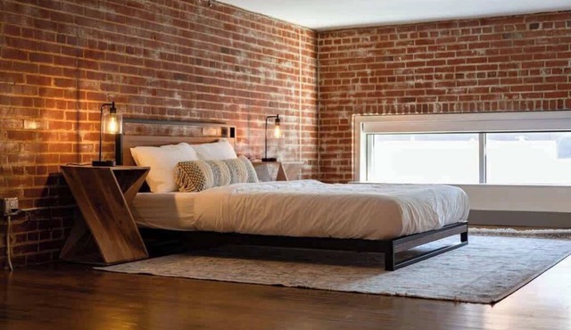 Stunning 2BR loft in city center
