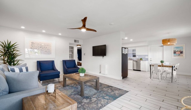 Stunning 2BR Suite, Just Steps to the Beach