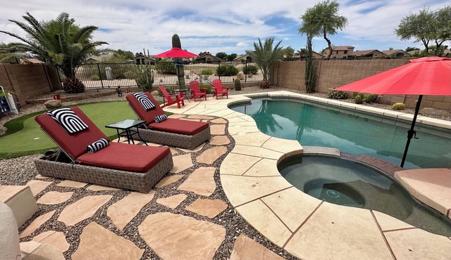 Stunning 3 Bed, 2 Bath Home with private Pool, Spa, and Scenic Golf Course Views