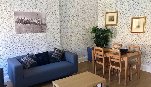 Stunning 3-Bed Apartment in Edinburgh