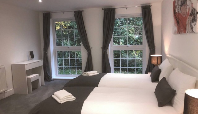 Stunning 3 bed lodge on private estate