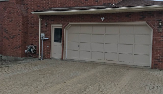 Stunning 3 bedroom Lake House