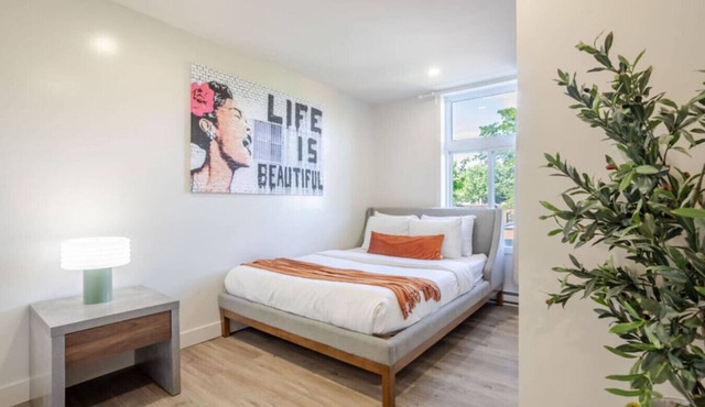 Stunning 3-Bedroom Home in MTL NDG