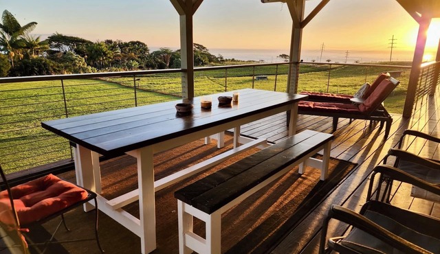 Stunning 3-Bedroom Home with Ocean Views, Farm Animals, and a Renovated Kitchen