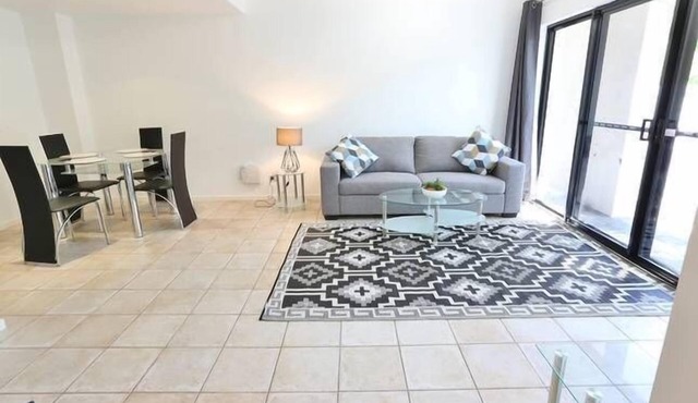 Stunning 3 Bedroom Private Home