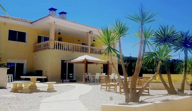 Stunning 3 bedroom rural apartment near Pinoso