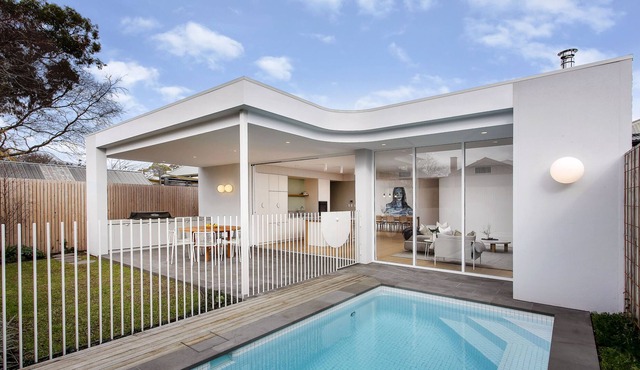 STUNNING 3 BEDROOM VILLA