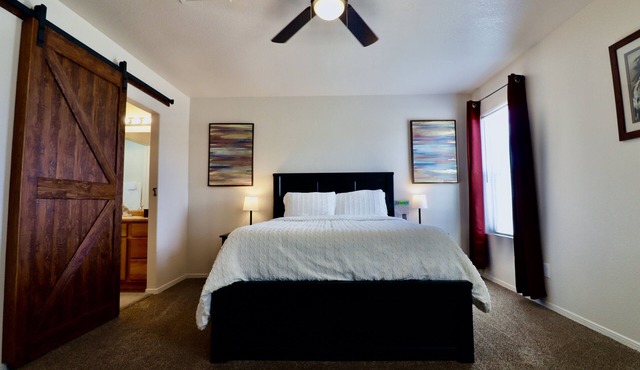 Stunning 3 BR home, cul-de-sac, w/basketball goal + garage gym