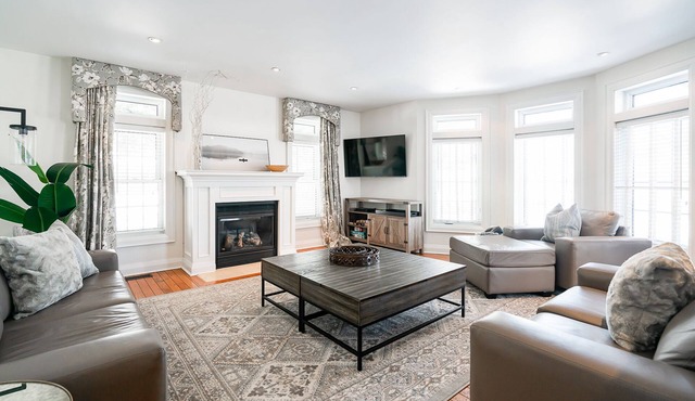 Stunning 3 Bedroom Home Niagara-on-the-Lake - mins to Town/Wineries