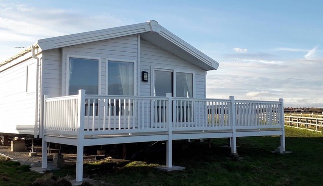 Stunning 3 Bedroom Lodge with Amazing Sea Views