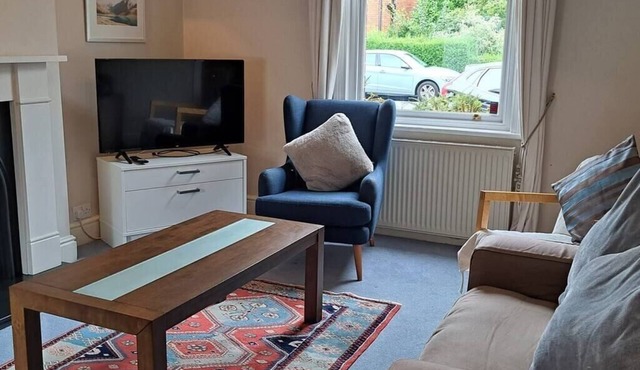 Stunning 3BD Victorian House in Bramhall Village