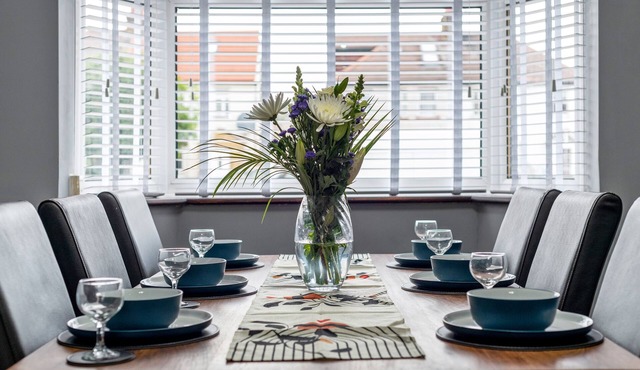 Stunning 3BR House w/Garden & Parking in Richmondn